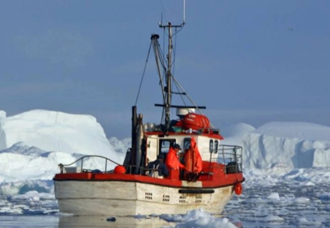 Oceans North Kalaallit Nunaat namminersortutut aningaasaateqarfittut pilersinneqarpoq. Aalisarnermut Naalakkersuisuusimasoq, Jens Immanuelsen siulersuisuni siulittaasunngorpoq, kommunaldirektøriusimasorlu avatangiisinut aningaasaateqarfimmi pisortaanerulerpoq.